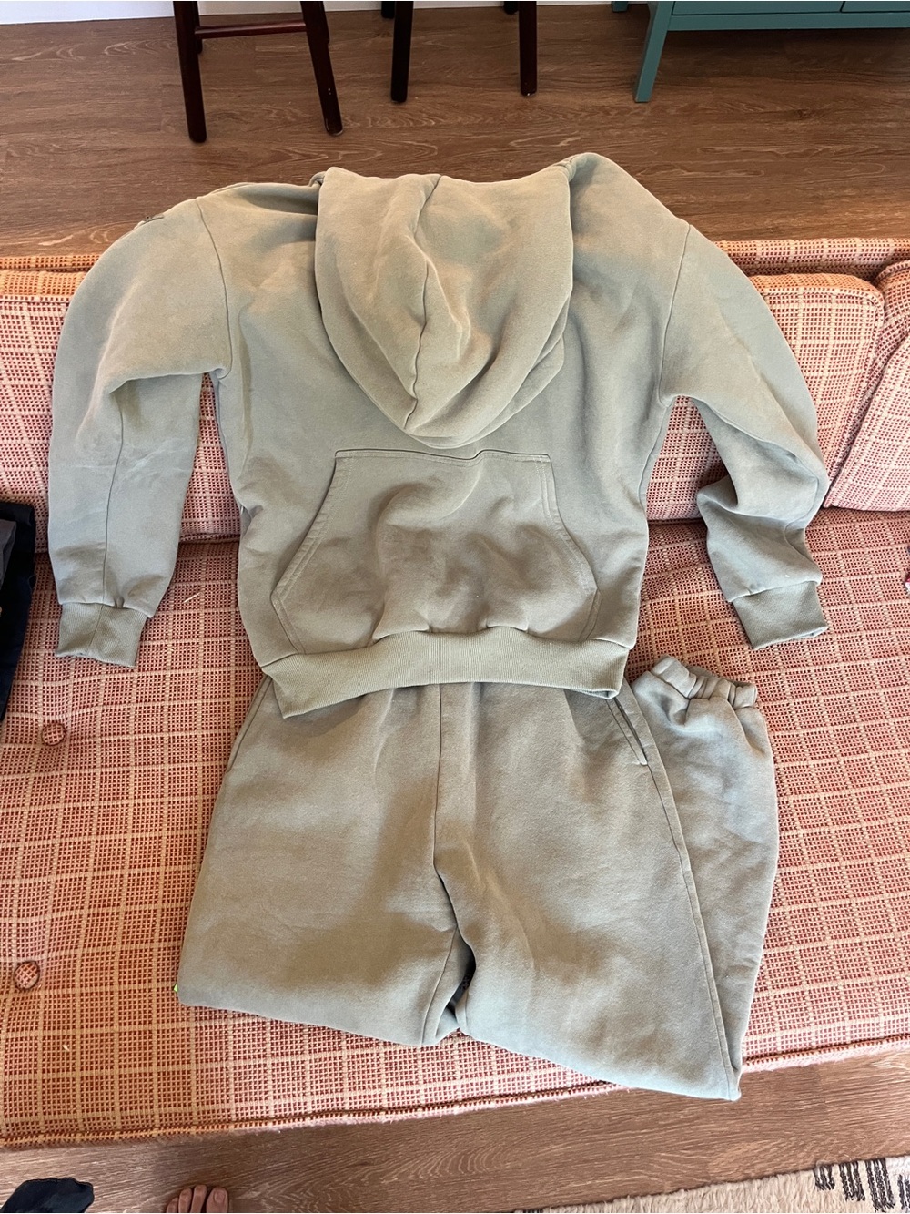 COMFRT travel hoodie and joggers set